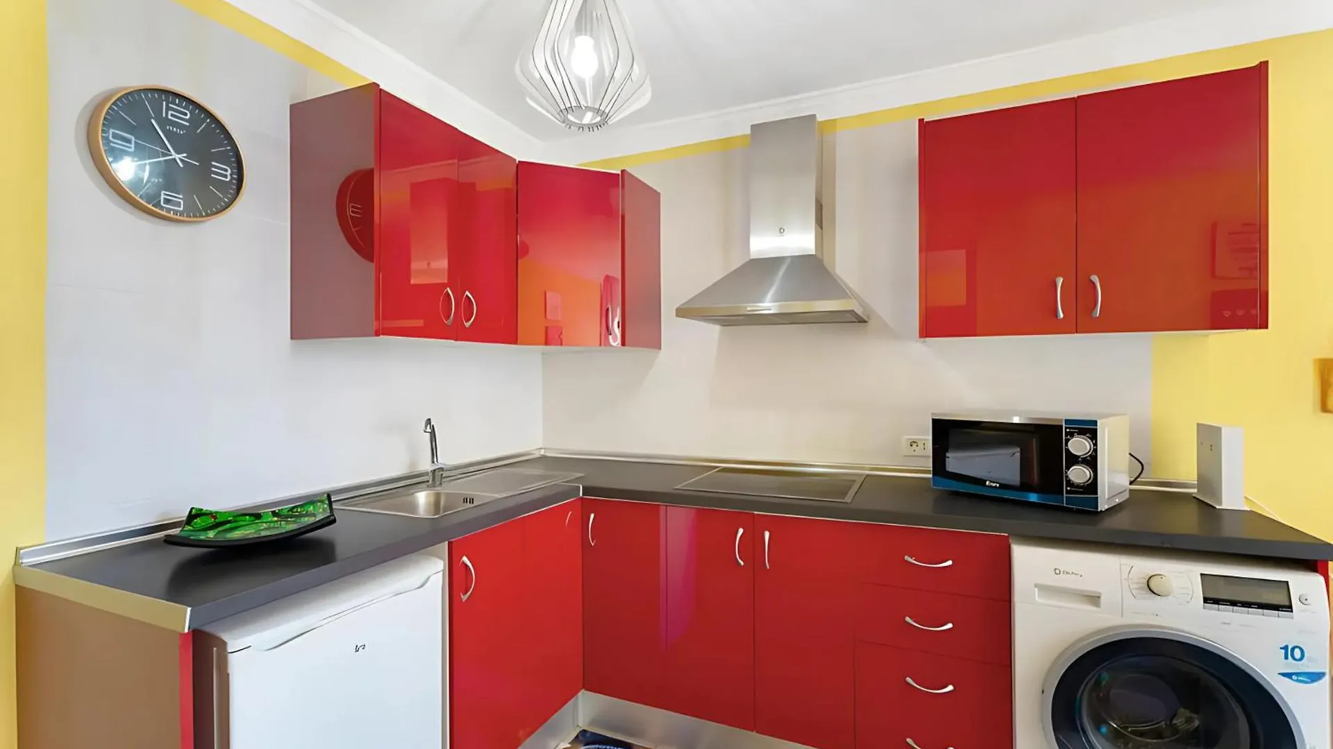 Apartamento En Calle Heraclio Sanchez La Laguna  Spain